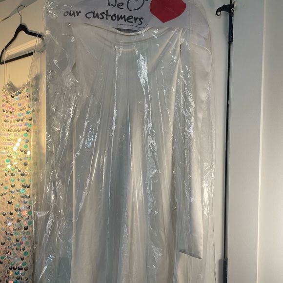 Third Form Satin Tie Back Strapless MIDI Wave Dress Size 4 - Picture 3 of 3